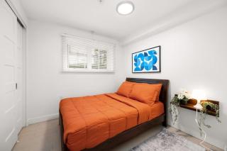 2BR Downtown Vancouver Suite Perfect City Base - 1