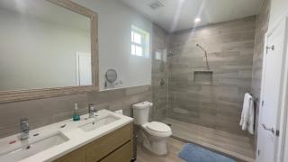 Palm Cay Marina and Resort - 8