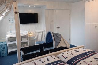 Haus Marilene mit eingezäuntem Garten nahe Nordsee und Greetsiel - 5