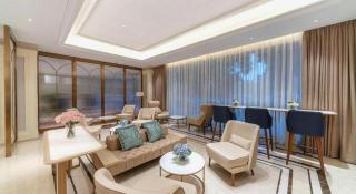 Vienna Hotel 5.0 Qingyuan City Plaza Lianjiang Road - 1