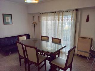 Dpto con cochera - Barrio La Perla - 7