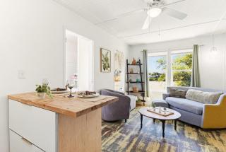 Riverside Garden Apartment w Deck and Views - 5