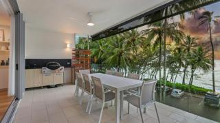 Amaroo - Luxury Apartment with Coral Sea Views - 7