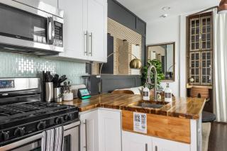 Chic Studio, Workspace, Wifi, Close to Pullman Yds - 5