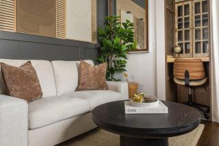 Chic Studio, Workspace, Wifi, Close to Pullman Yds - 2