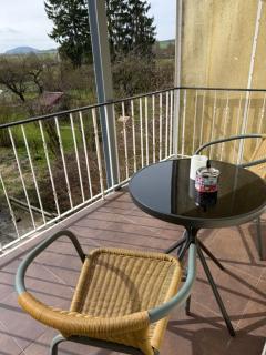 3 Ferienwohnung in 1 Haus mit großem Esstisch und Wohnzimmer - 9