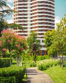 Premium Apartment Pools, Gym,Green Park - 7