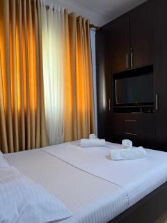 Klevis Guesthouse - 9