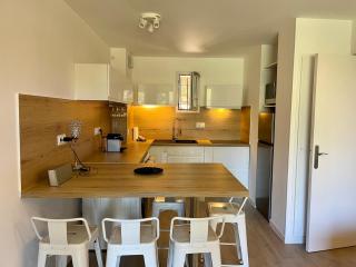 BADINE BEACH Refait à neuf Qualité supérieure Balnéo Clim Piscine - 8