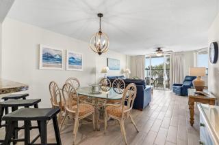 Ashworth 104 - Oceanfront-Ocean Drive Section - 2