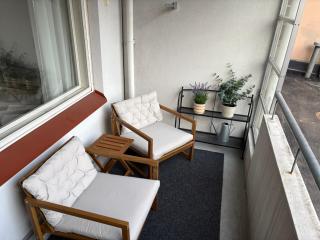 Lovely two bedroom apartment close to metro - 8