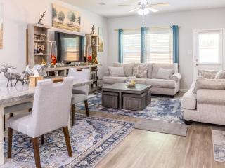Woodridge - Entire Home or Shared Home - 4