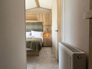 The Debonair - New Luxury Lodge, 10 mins from Lake District, Dog Friendly, Swimming Pool - 5