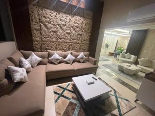 Golden House Madinty - 3