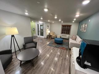 Woodspring Suites - 3
