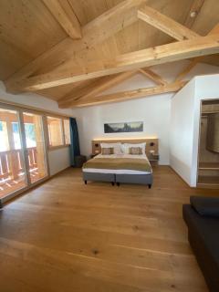 Berghotel Gadmer Lodge - dein Zuhause in den Bergen am Sustenpass im Berner Oberland - 7