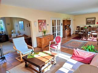 Villa with direct bus access to Palexpo - 2