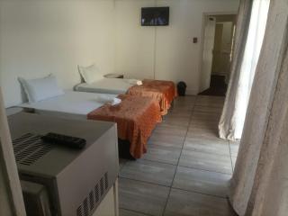 Zanem Guest House - 1