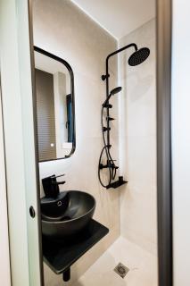 Dreamer's Luxury Suites - 4