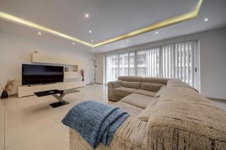 Saint Julians Spacious Apartment - 2