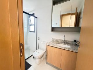 Super completo! Ar split nos 3 quartos e na sala! Ao lado do Shopping Center modas, a poucos passos da 44 e da Rodoviária! - 2