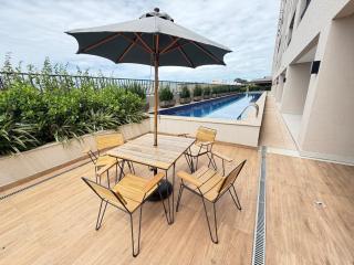 Super completo! Ar split nos 3 quartos e na sala! Ao lado do Shopping Center modas, a poucos passos da 44 e da Rodoviária! - 1