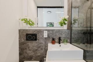 Design-Studio mit Balkon - Nähe Donau - 6