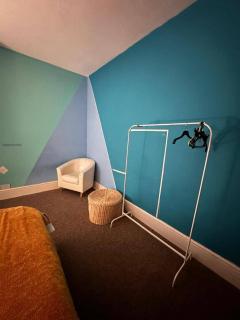 Serene Southampton Apartment with 3 Bedrooms - 7