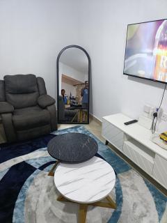 Studio City Apartments - 7