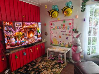 Relax & Recharge - a Unique Suite with a Touch of Luxury - Hot Tub and Sauna Inspired Decor #NOT A REAL SAUNA# Easy City Access - direct train 15 min to city - 0