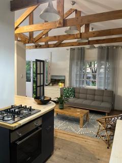 The Red door cottage - 3