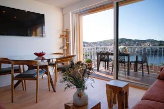 Vue Panoramique Exceptionnelle Mer, Montagne et Village l T2 Luxueux - 8