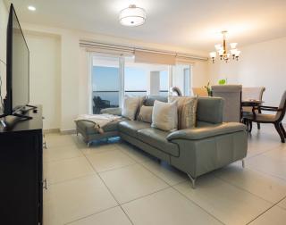 Rosarito Jr Penthouse at La Jolla Excellence - 2