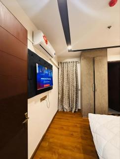 Classi 2 Bedroom Furnished Apartment E11 Islamabad - 6