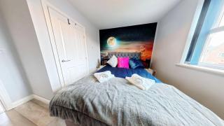 Simply The Bay - Part of the The Bay Filey Holiday Village with pool, gym and direct beach access, pub, restaurant, tennis and meadows walks - 2