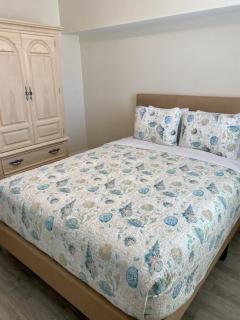 Luxury oceanfront condo - block from the boardwalk - 5