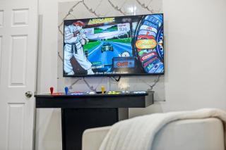 Charming Escape with Hot Tub & Fire Pit Winter Haven! - 8