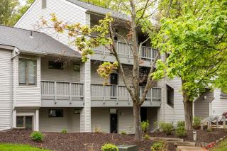 Retro Condo Beach & Pool Access Near Downtown - 4