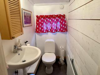 Rustic wooden house in Lillhärdal - 2