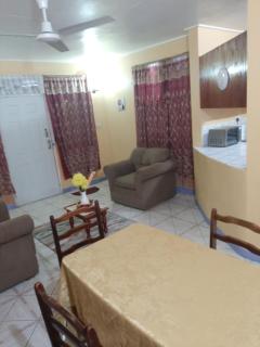 Miramar Goodwill Apartment - 9