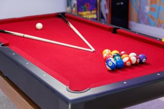 New! Bradenton, Pool, Pickleball, Game Room, Minigolf, Firepit - 9