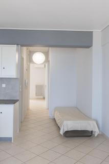 Kostas Beachfront Cozy Apartment - 4