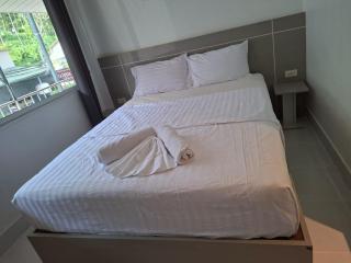 SET INN restaurant & bar 1 & 2 - Strand Kata - 0