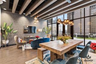 Downtown Luxury Condo Walk to Stadium - 7