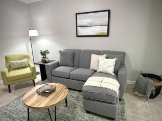 Serena Suites -Silver Palm Oasis - 1