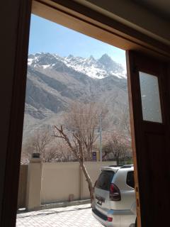 Sharsa Guest House Skardu - 1
