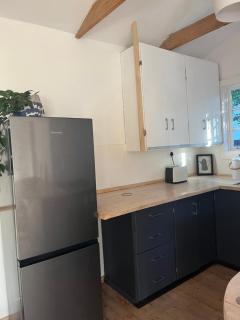 The Red door cottage - 8