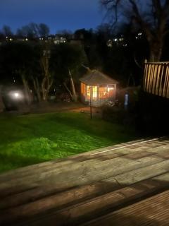 Small Private Guest cabin in lush green Dean area of Edinburgh - 4