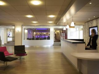 Novotel Fontainebleau Ury - Ury - 8