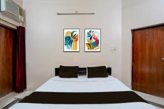 Hotel O Hotel Brijwasi - 1